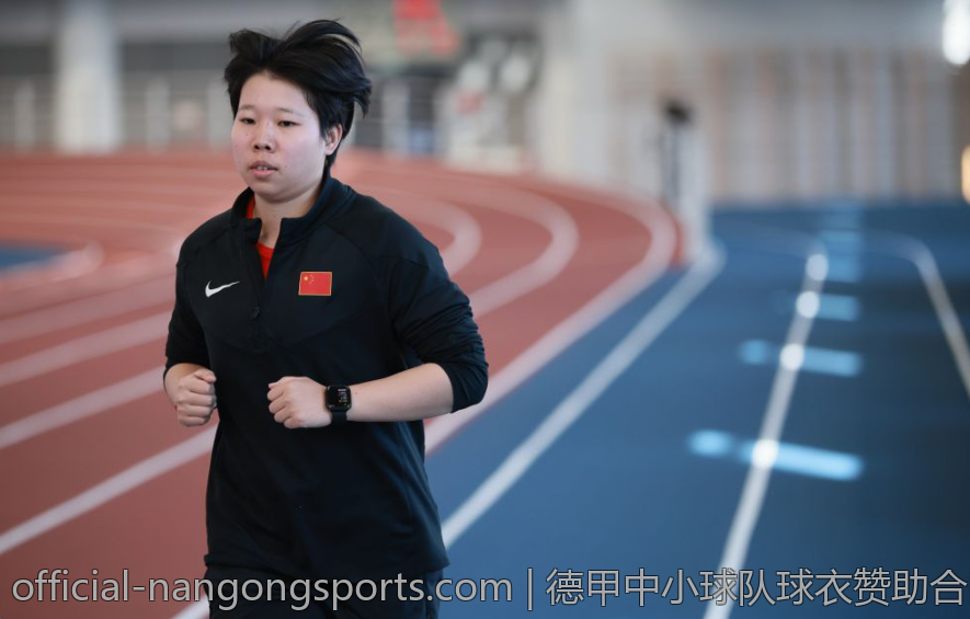 德甲中小球队球衣赞助合同金额的现状与未来